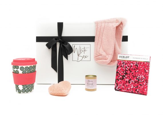 Pretty-in-pink-gift-box